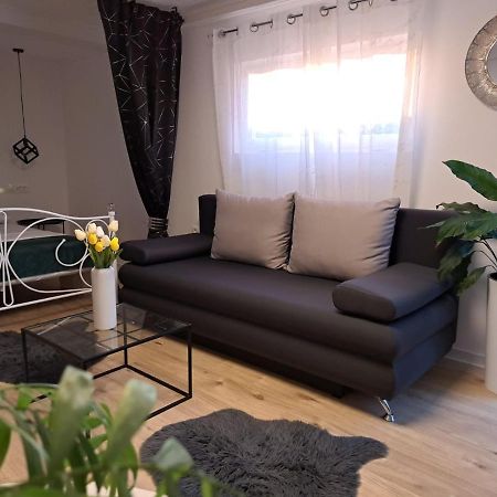 扎达尔Studio Apartman Maris公寓 外观 照片
