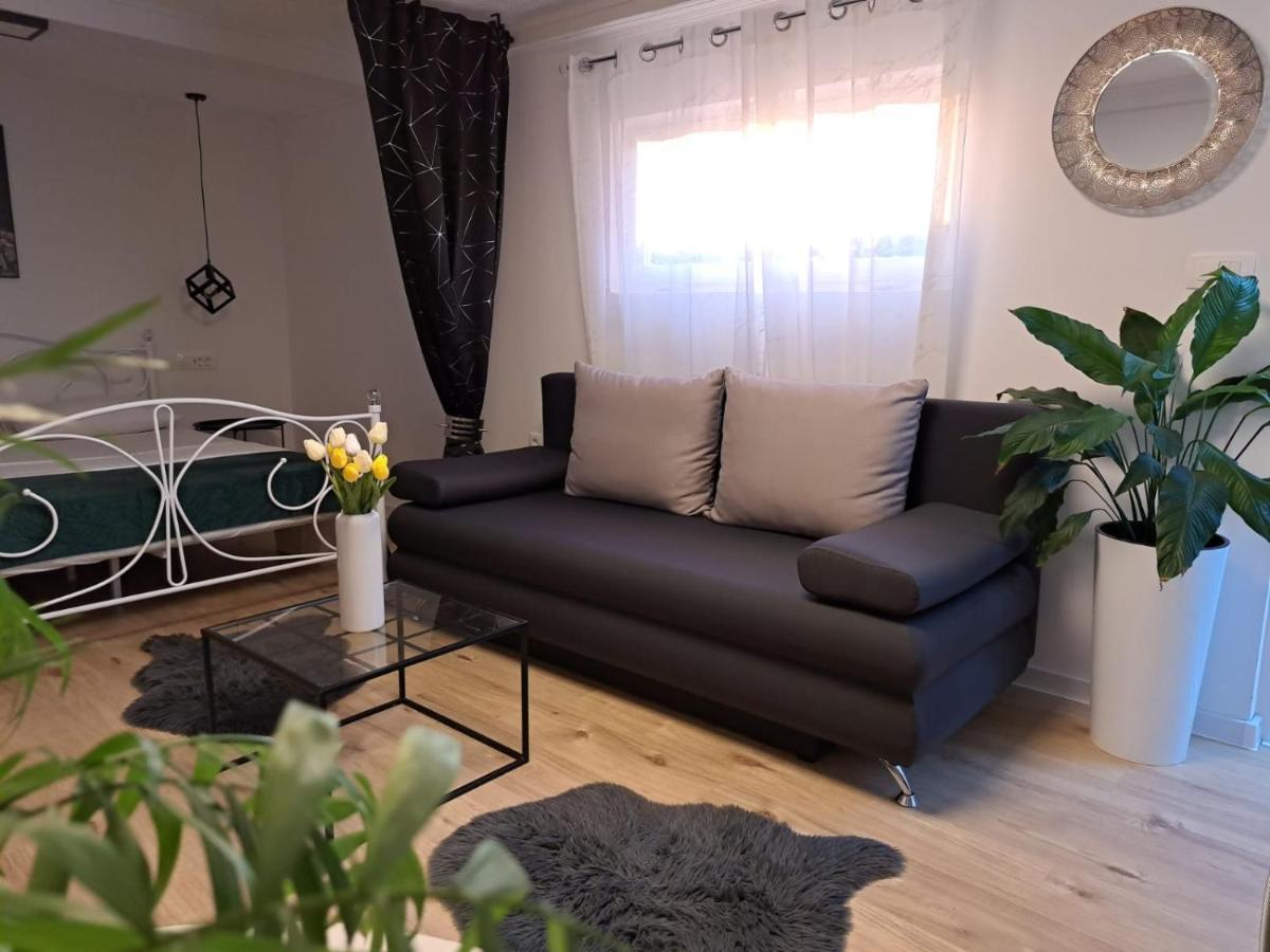 扎达尔Studio Apartman Maris公寓 外观 照片