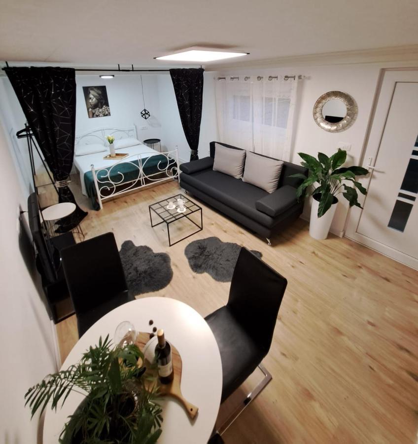 扎达尔Studio Apartman Maris公寓 外观 照片